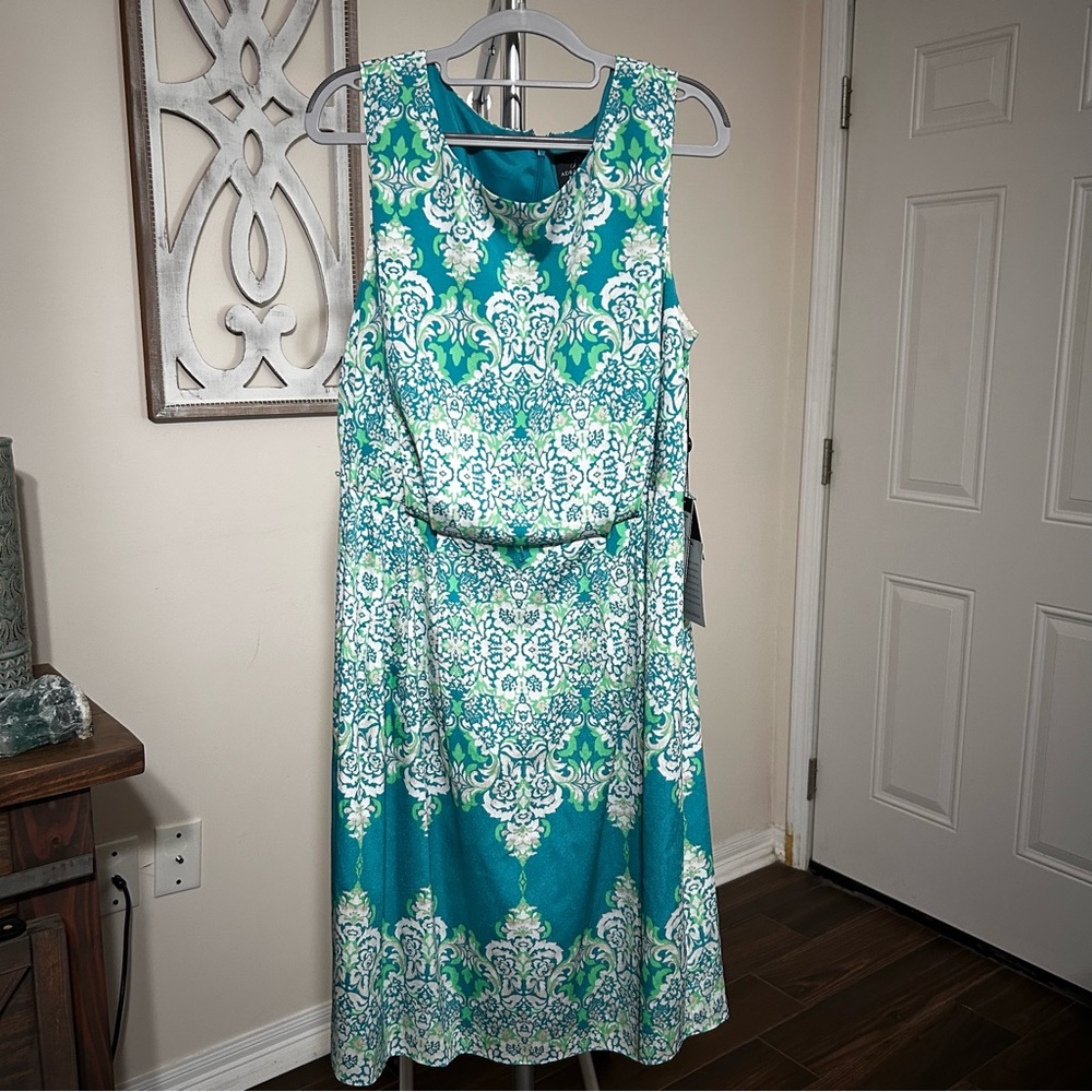 Adrianna Papell‎ Women’s 16W Dress Pleated Sleeveless Green Teal White